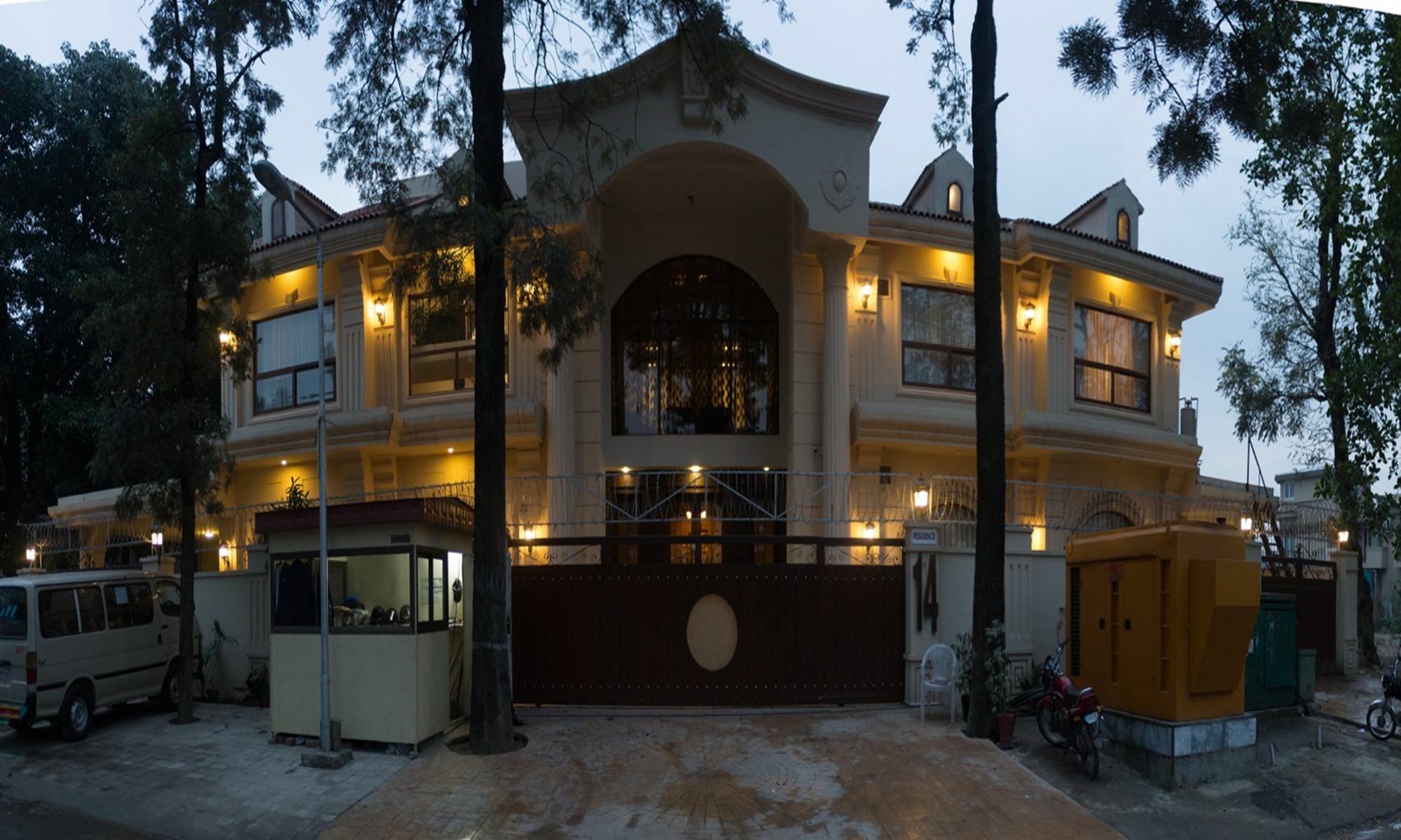 S Chalet Islamabad Exterior photo